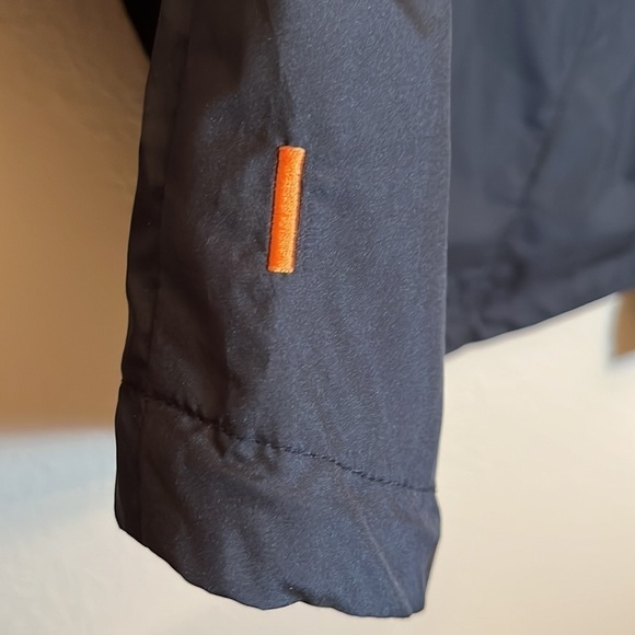 LUCY Black Lightweight Zip Up Active Jacket - Picture 11 of 16